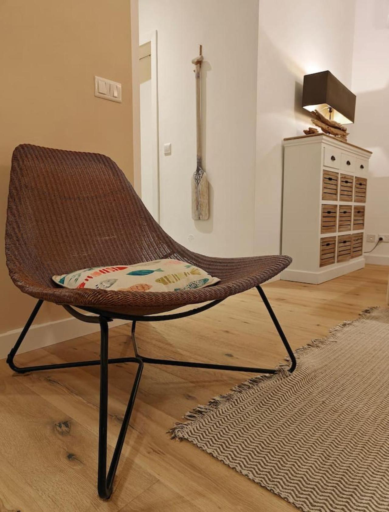 Hilltop Hideaway Apartment *